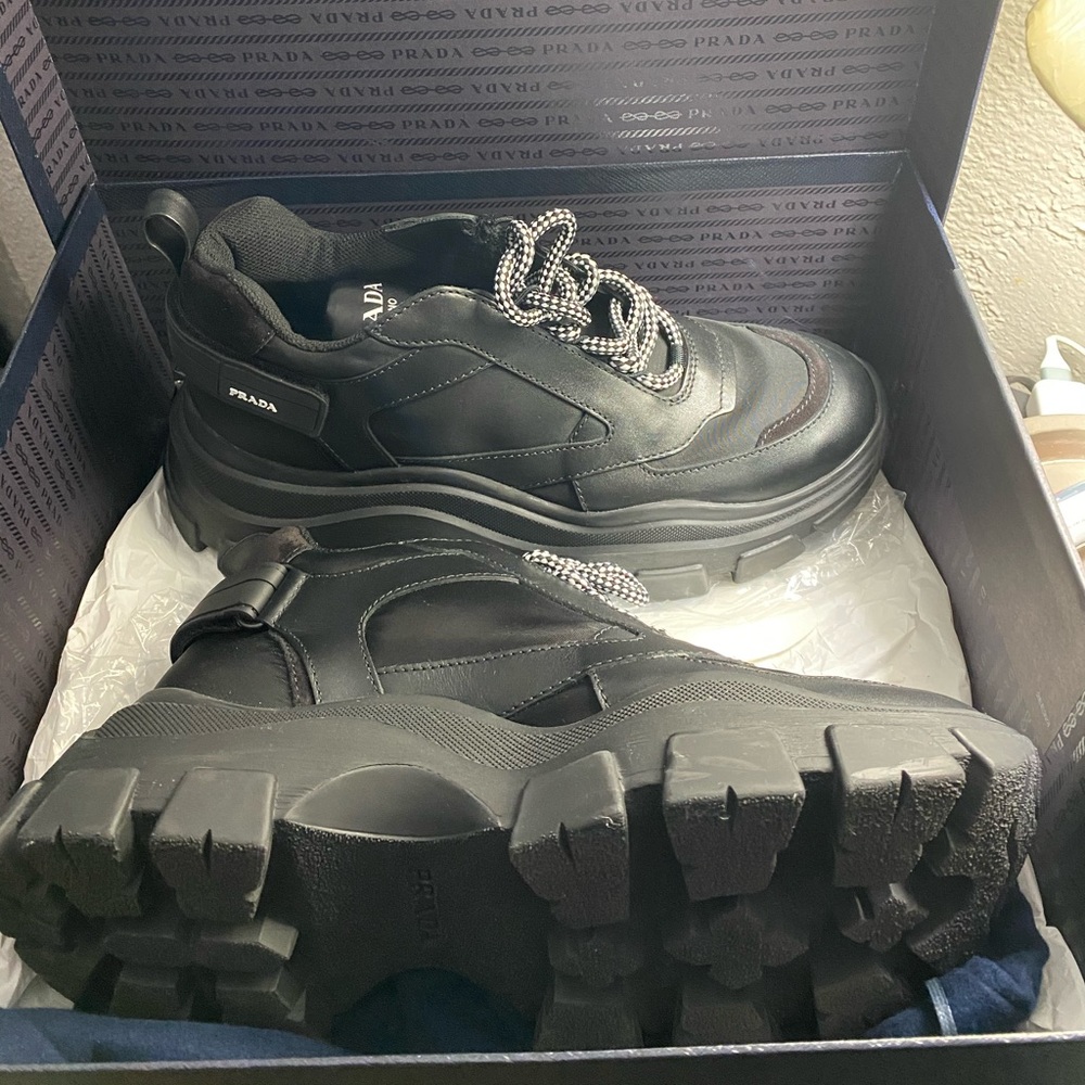 Men’s Prada shoes AUTHENTIC